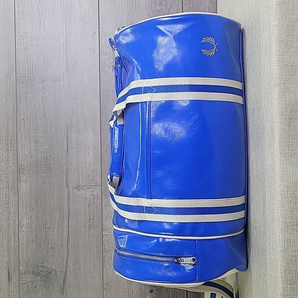 Fred Perry Handbags - Fred Perry Classic Barrel Bag Regal Blue Duffle Bag Tote Handbag Purse